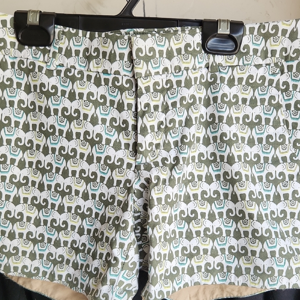 Banana Republic Green and White Patterned Women Shorts